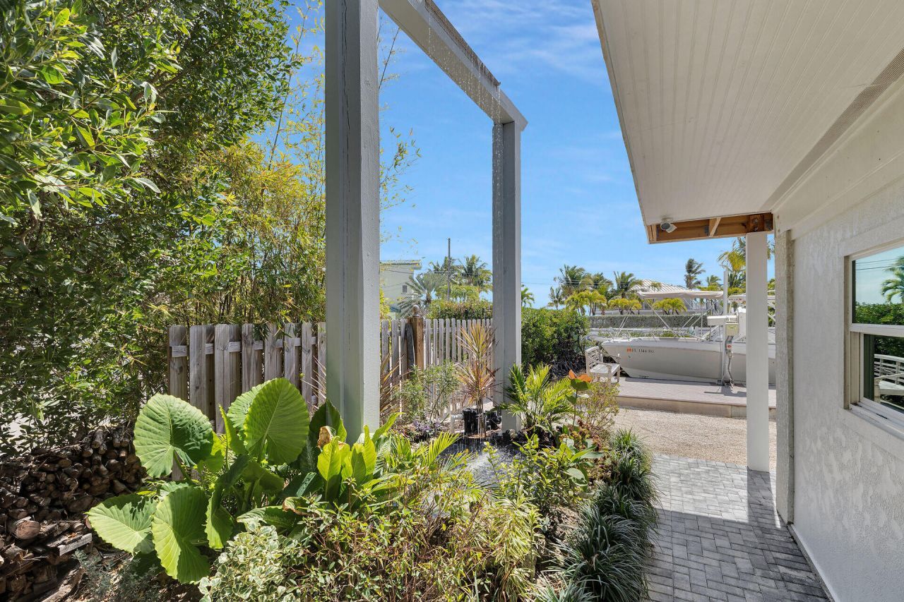 27372 W Indies Drive, Ramrod, FL 33042 Photo