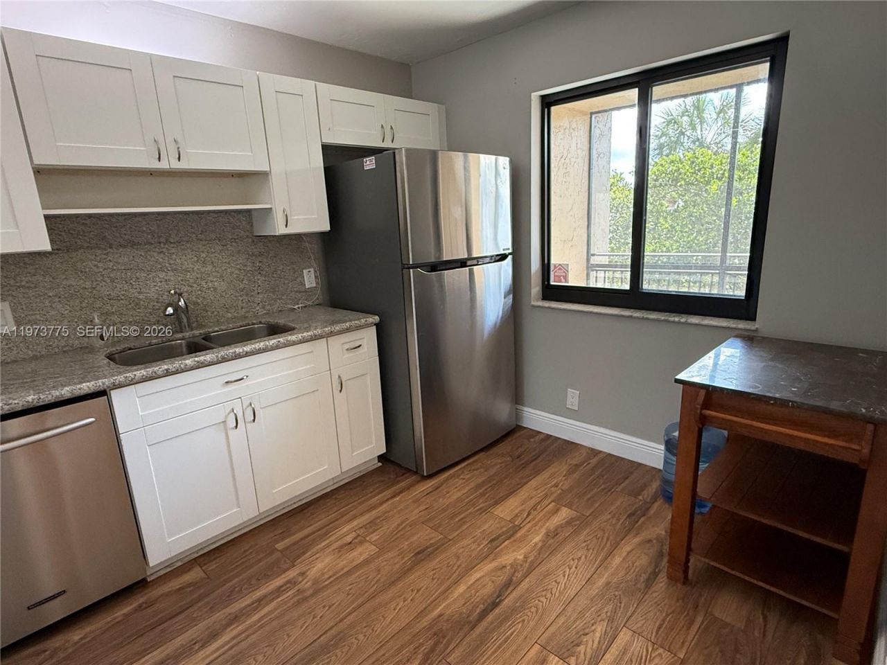 302 Lakeview Dr, Unit 204, Weston, FL 33326 Photo