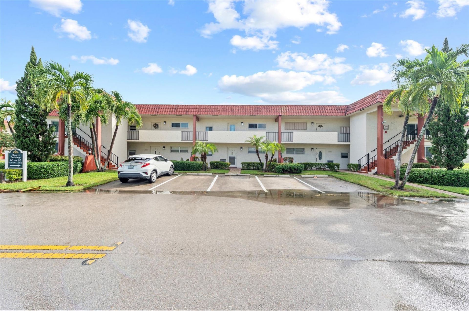 8941 S Hollybrook Boulevard, Unit 205, Pembroke Pines, FL 33025 Photo