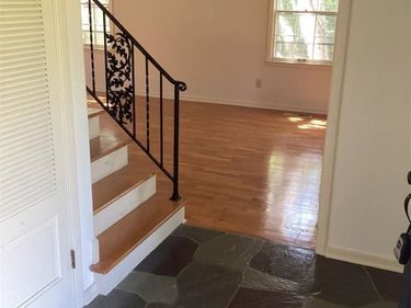 1682 Woodside Drive, East Lansing, MI 48823