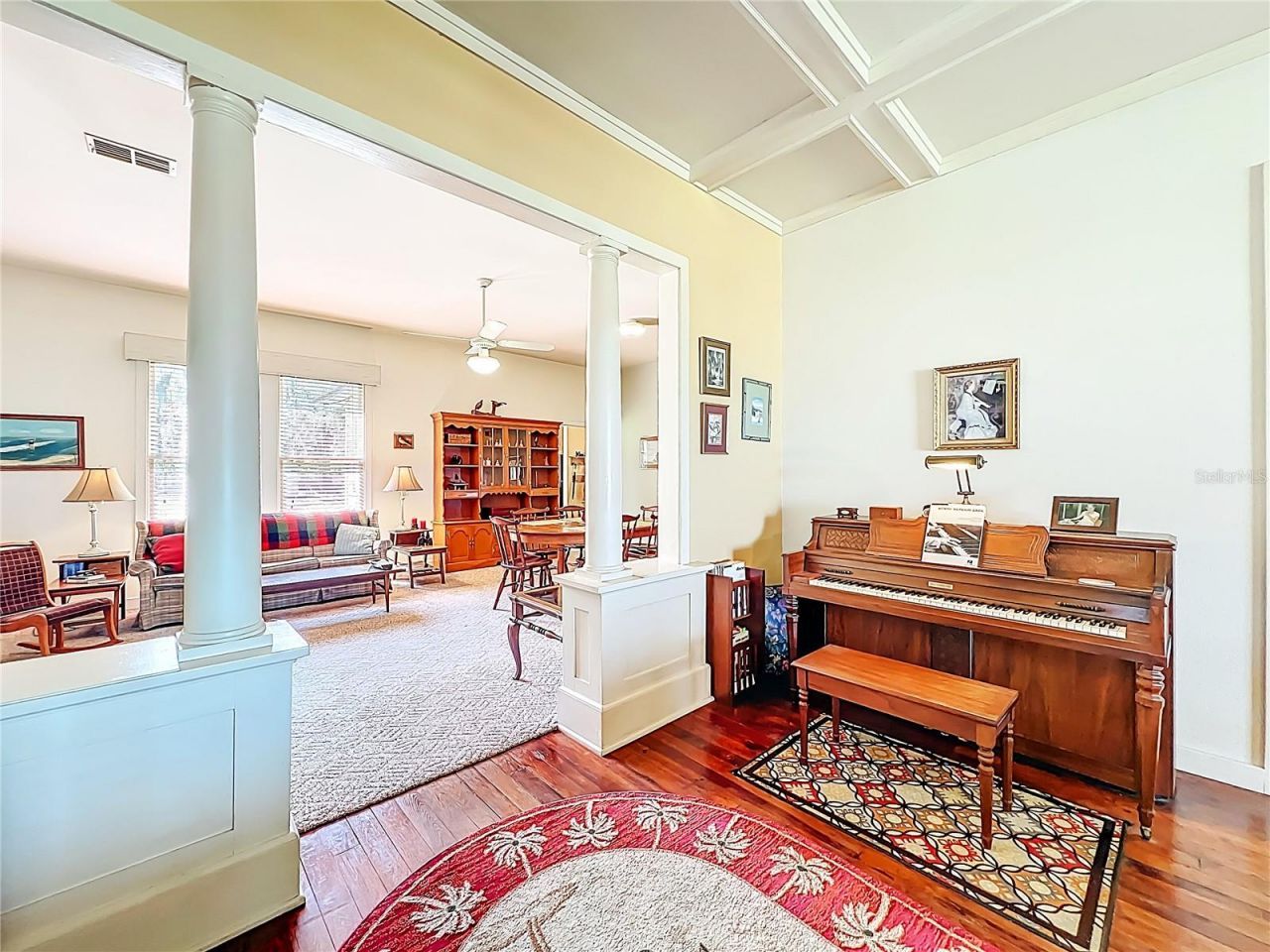 8408 Lakeshore Drive, Yalaha, FL 34797 Photo