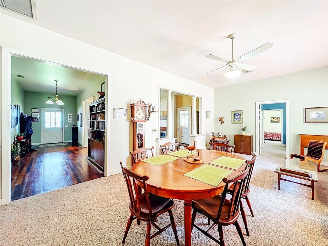 8408 Lakeshore Drive, Yalaha, FL 34797 Photo