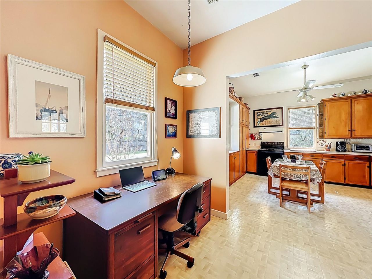 8408 Lakeshore Drive, Yalaha, FL 34797 Photo