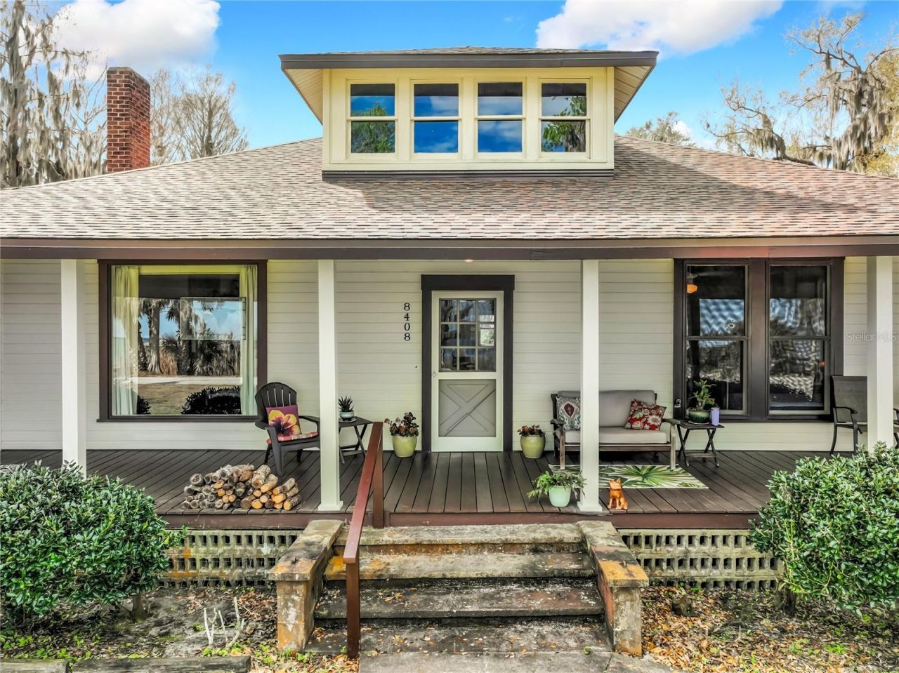 8408 Lakeshore Drive, Yalaha, FL 34797 Photo