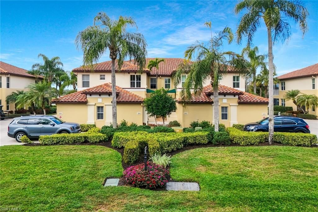 20675 Wildcat Run Dr, Unit 102, Estero, FL 33928 Photo