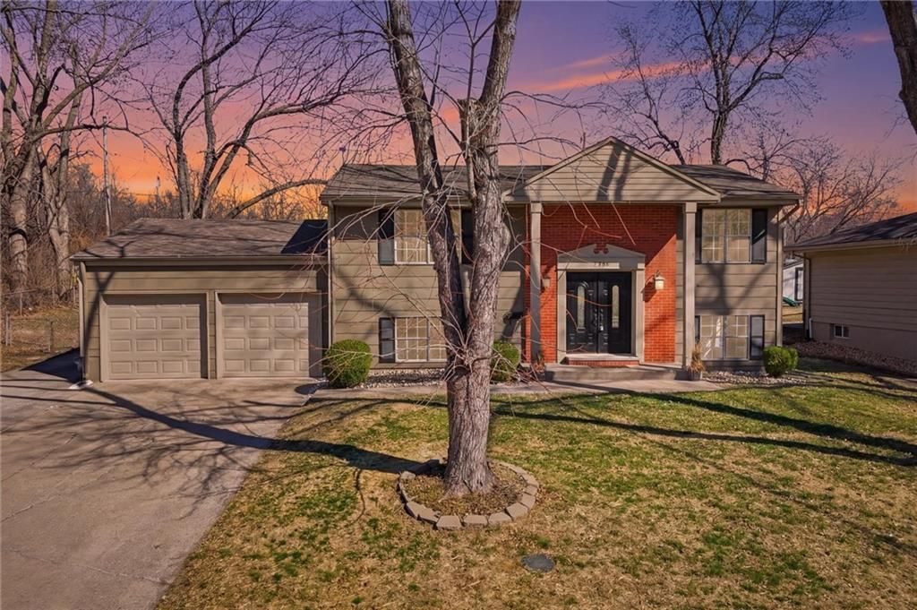 7948 NE 56th Street, Kansas City, MO 64119 Main Photo