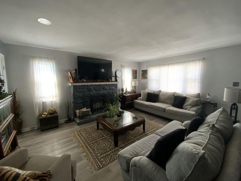 154 Roger Lane, Florence, KY 41042 Photo 11