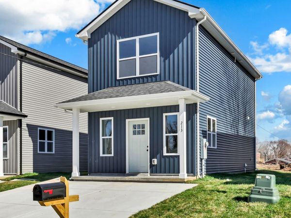 213 Robert St , Clarksville, TN 37040