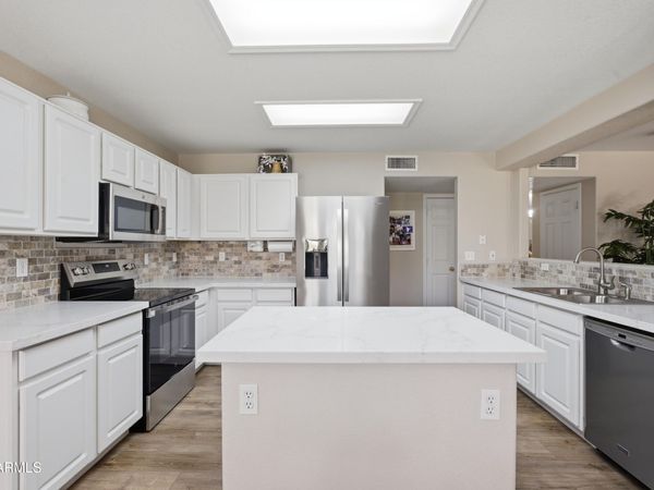 8249 E POSADA Avenue, Mesa, AZ 85212