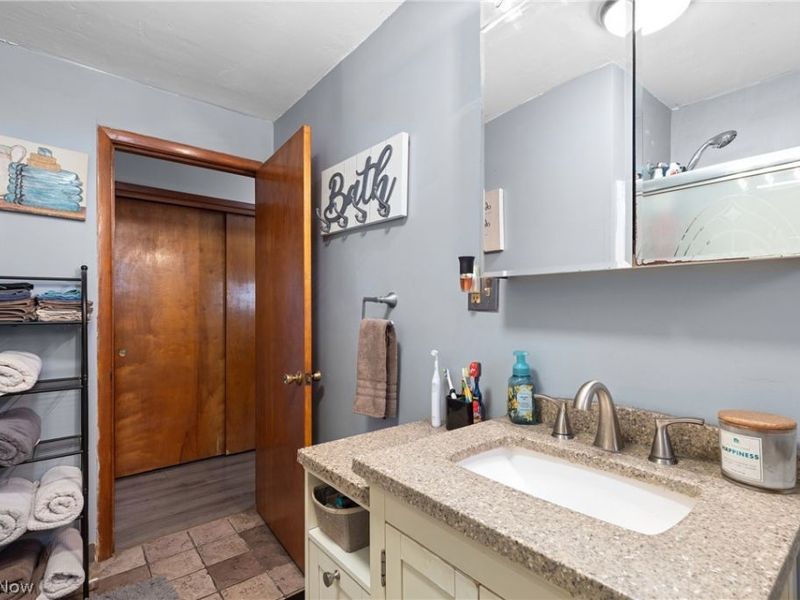 262 Quincy Lane, Tiltonsville, OH 43963 Photo 17