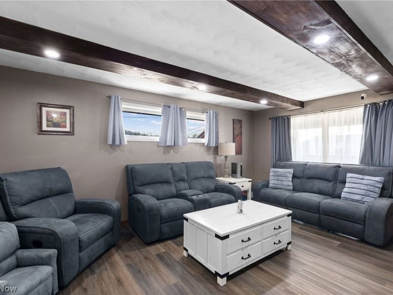 262 Quincy Lane, Tiltonsville, OH 43963 Photo 8