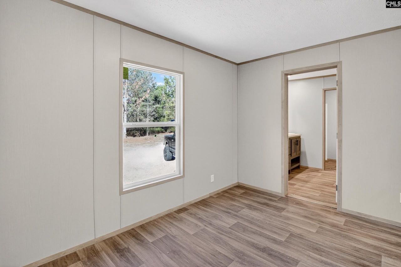 6935 Two Notch Road  Photo 30