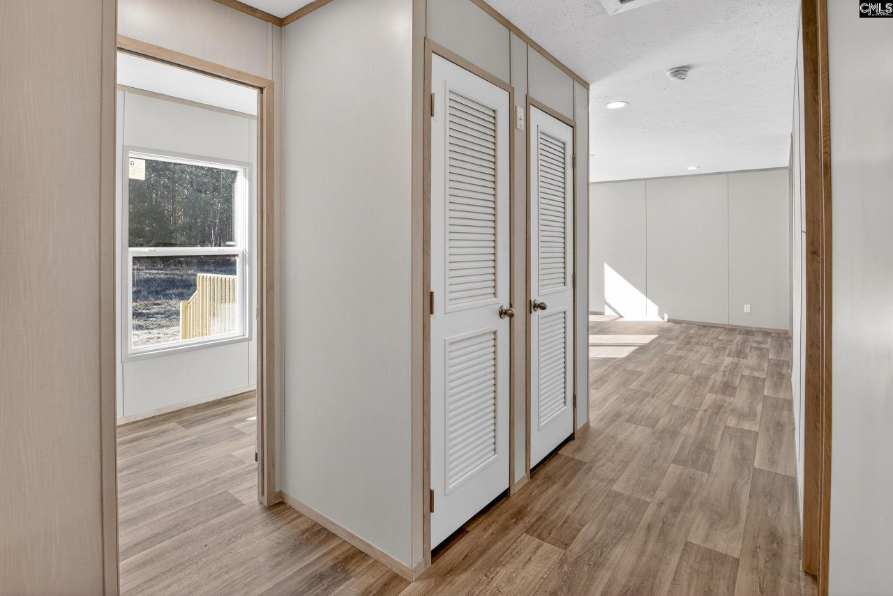 6935 Two Notch Road  Photo 34