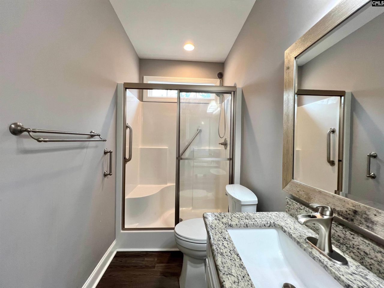 73 Middleton Drive Photo 30