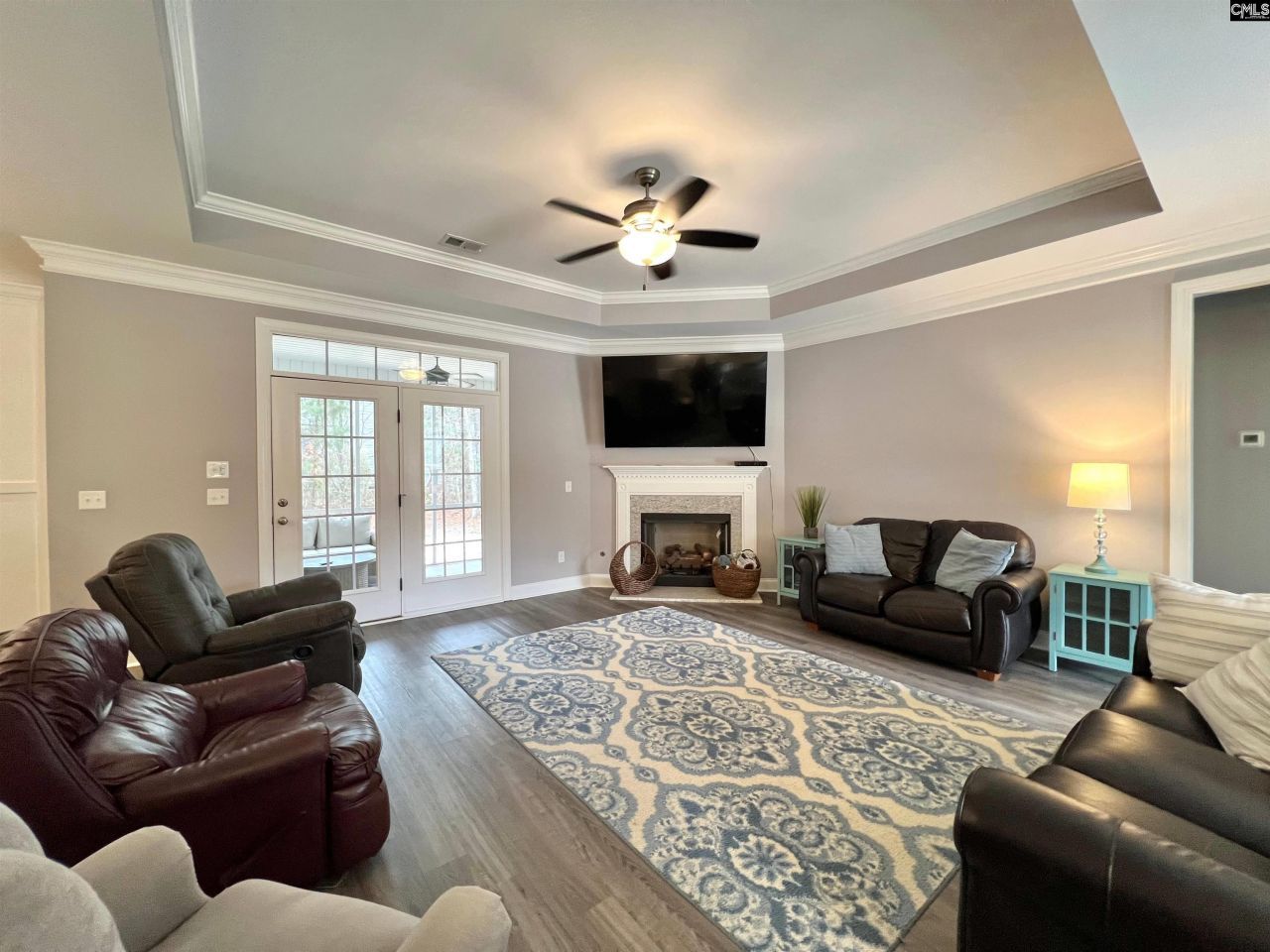 73 Middleton Drive Photo 4