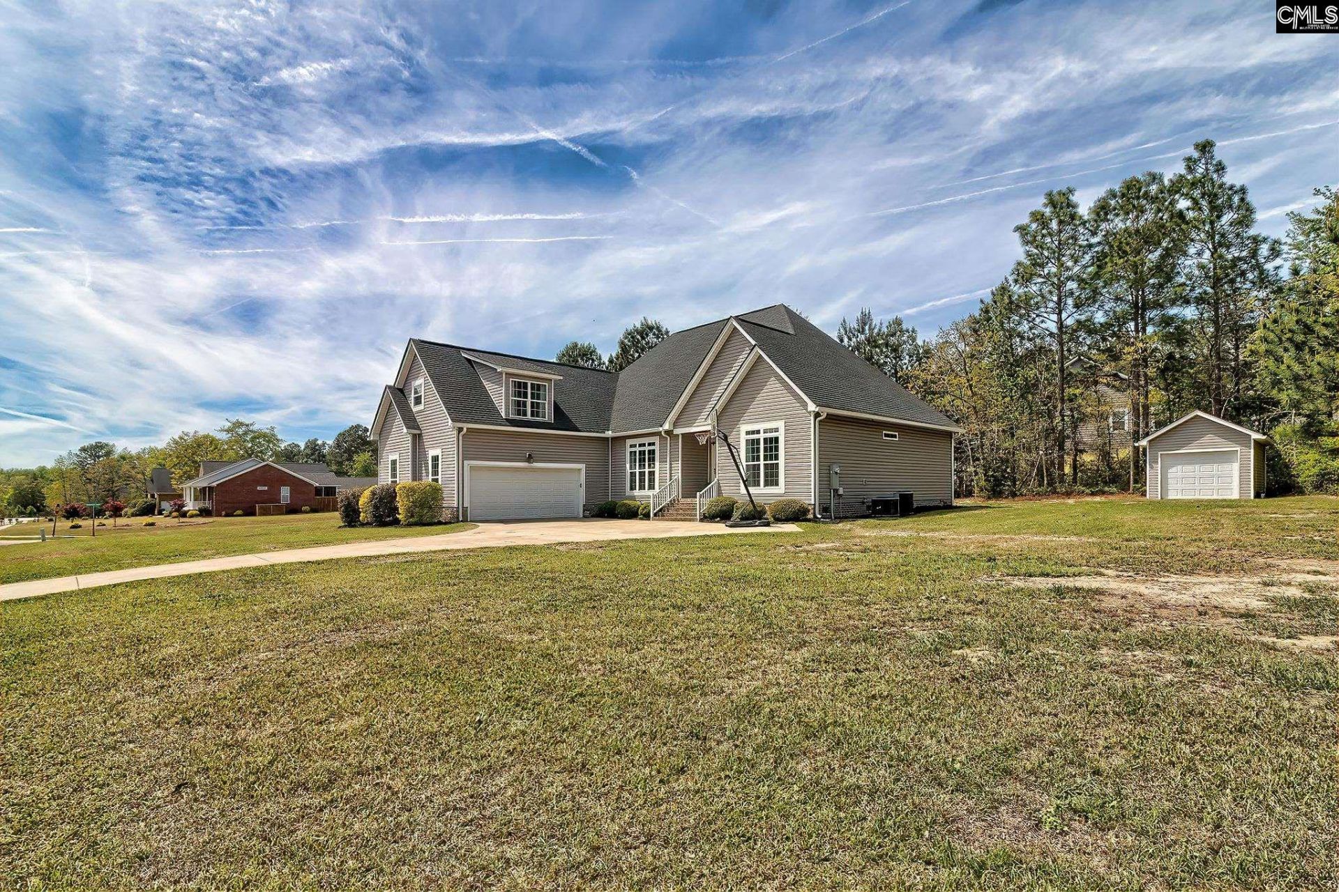 73 Middleton Drive Photo 5