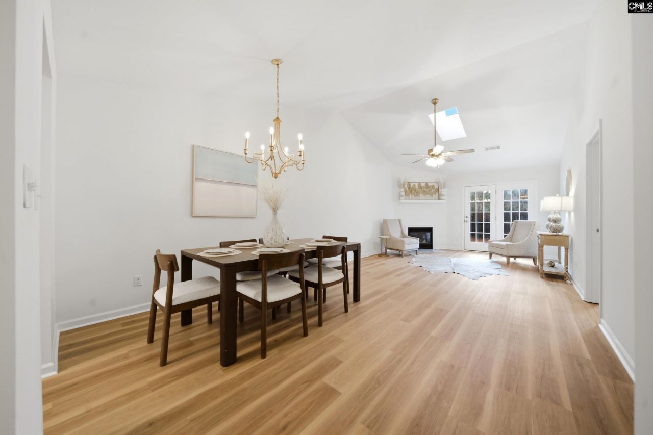 105 Waverly Drive  Photo 11