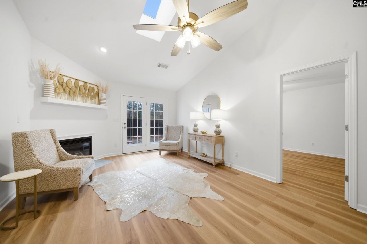 105 Waverly Drive Photo 13