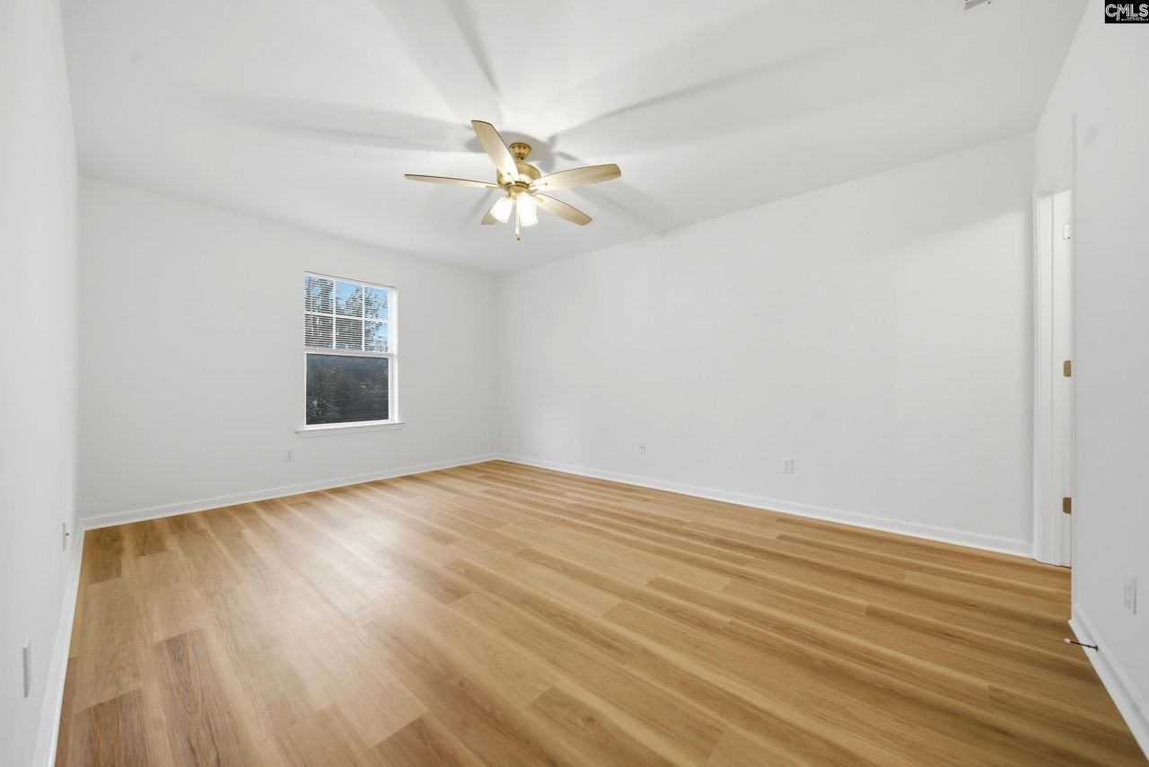 105 Waverly Drive Photo 16