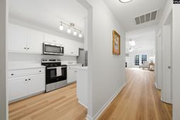 105 Waverly Drive photo 4