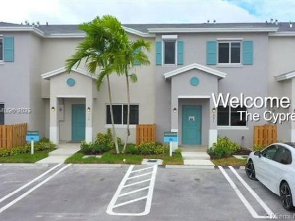 445 NW 12th Ave , Florida City, FL 33034