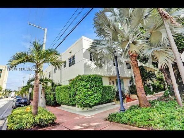 359 Meridian Ave , Unit A207, Miami Beach, FL 33139