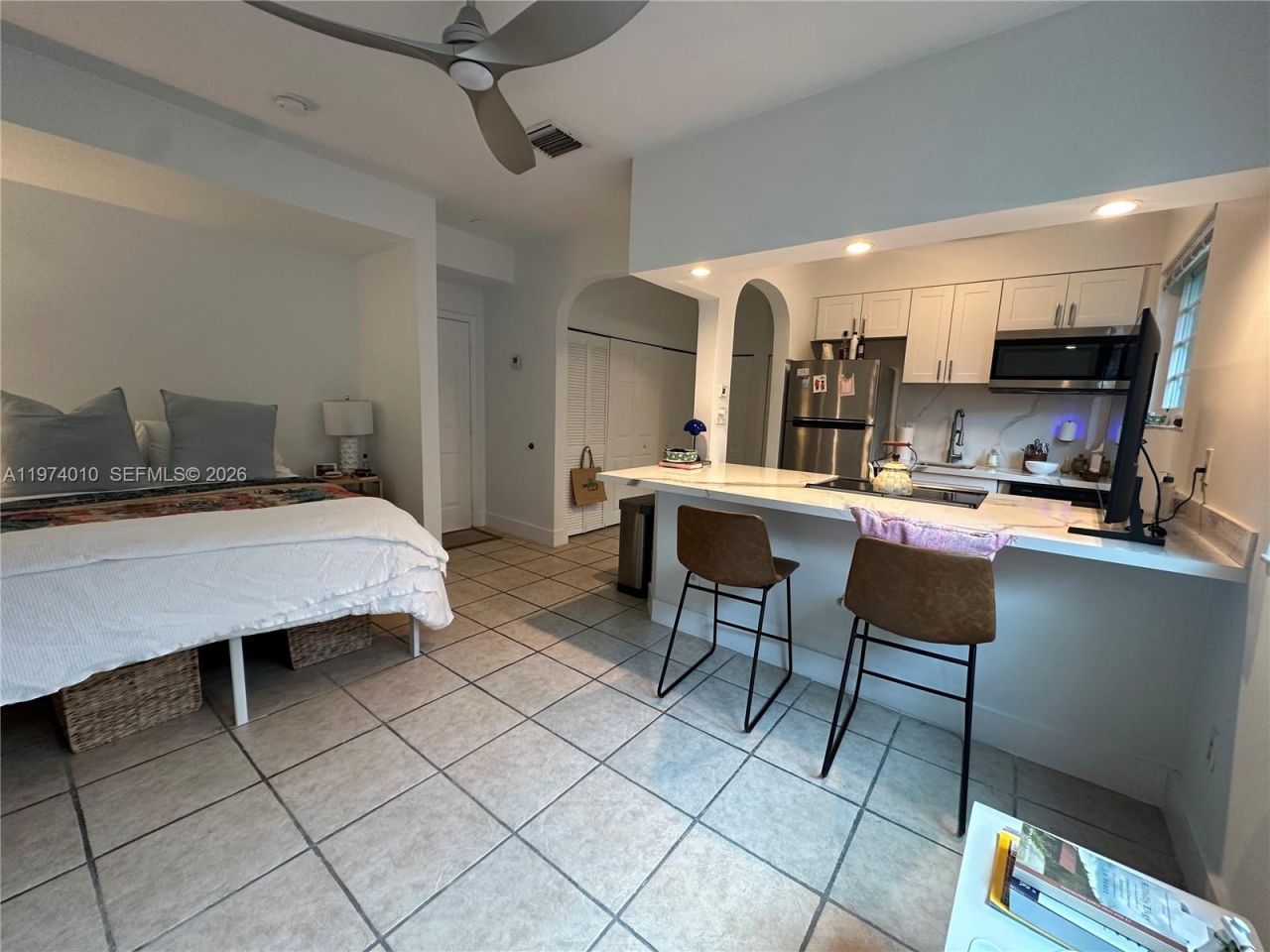 359 Meridian Ave, Unit A207, Miami Beach, FL 33139 Photo