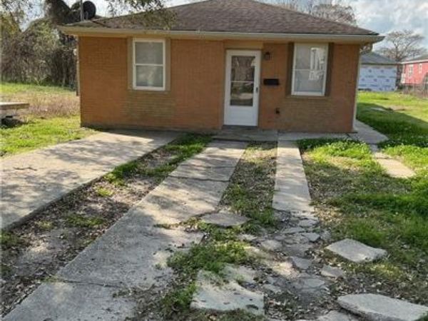 1732 ALABO Street, New Orleans, LA 70117