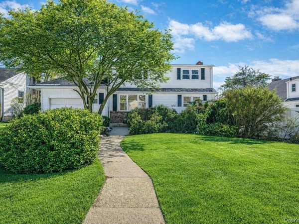 420 Devonshire Road, Baldwin, NY 11510