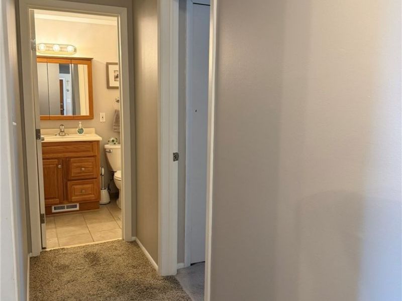 6482 State Road, Unit E16, Parma, OH 44134 Photo 13