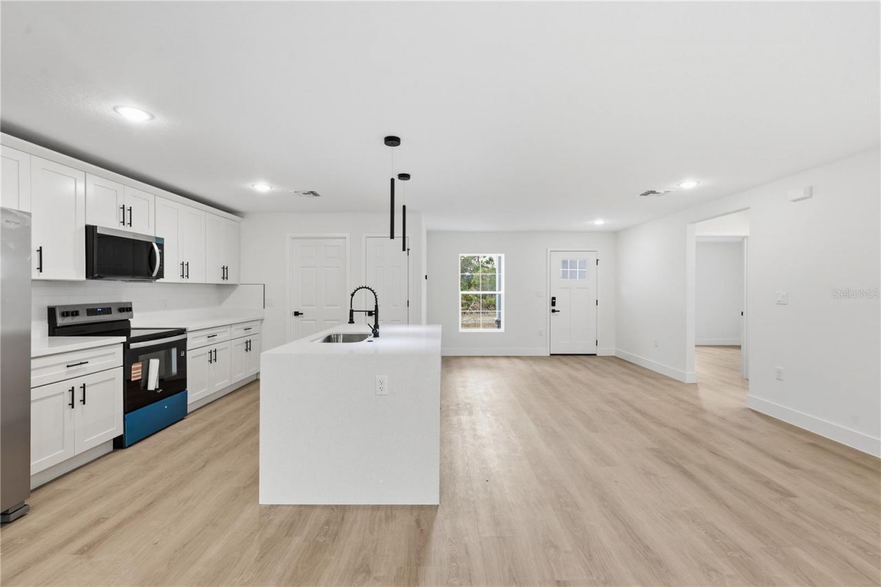 6348 Virtudes Street, Sebring, FL 33872 Photo