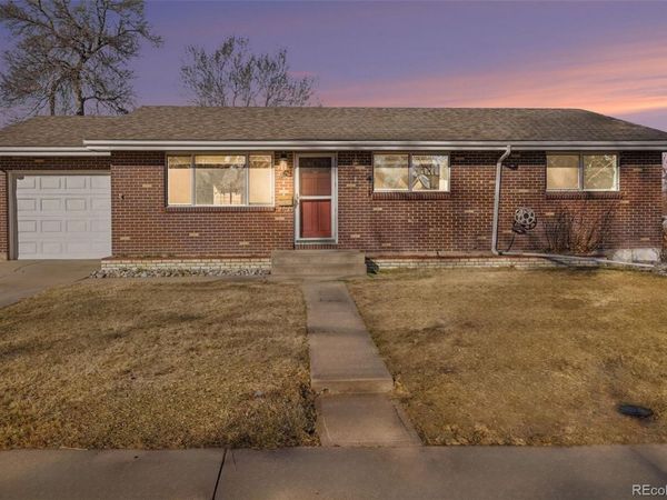 5475 S Lakeview Street , Littleton, CO 80120