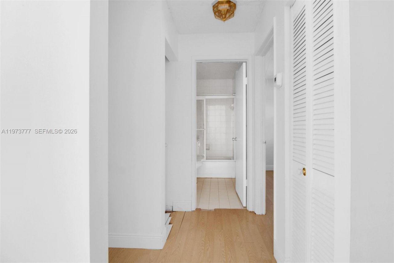 14921 SW 80th St, Unit 219, Miami, FL 33193 Photo