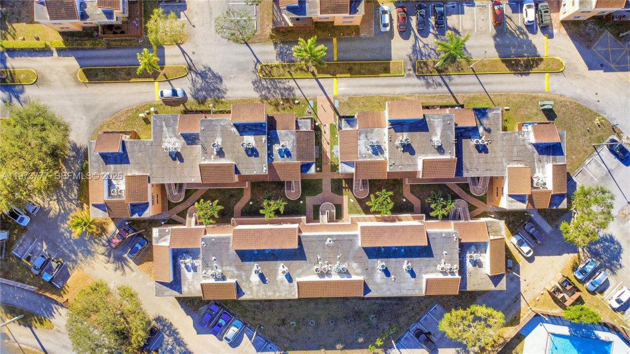 14921 SW 80th St, Unit 219, Miami, FL 33193 Photo