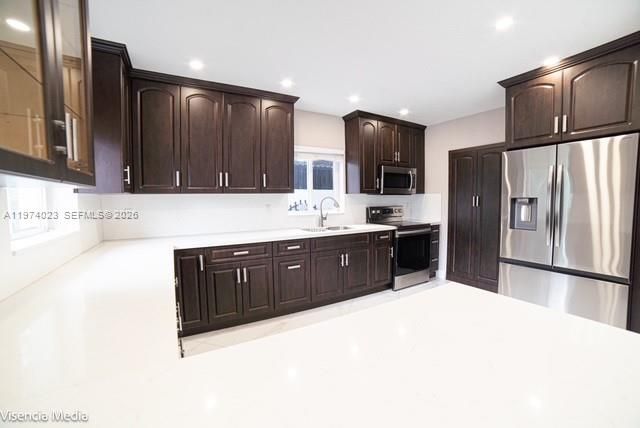 6271 NW 110th St, Hialeah, FL 33012 Photo