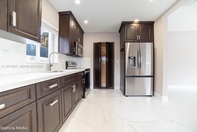 6271 NW 110th St, Hialeah, FL 33012 Photo