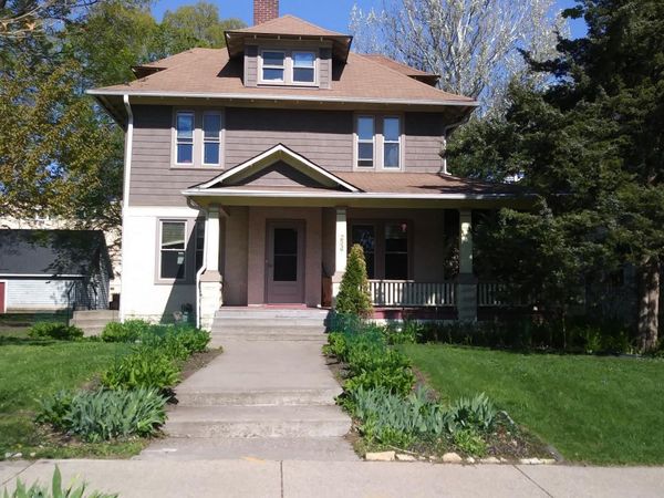 2537 Pillsbury Avenue S, Minneapolis, MN 55404