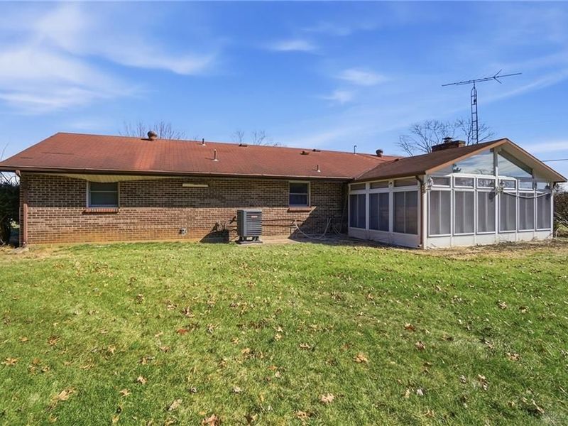 10983 Haber Road, Englewood, OH 45322 Photo 15