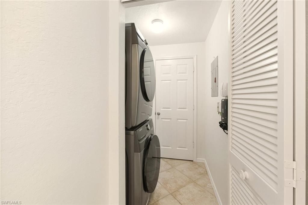 871 Tanbark Dr, Unit 102, Naples, FL 34108 Photo