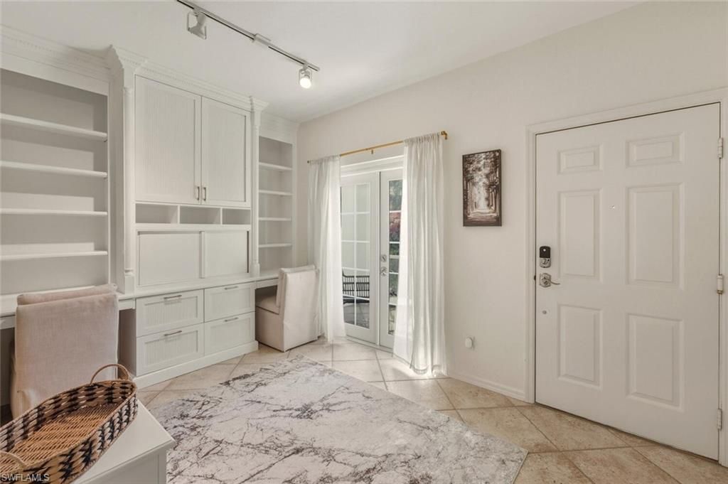 871 Tanbark Dr, Unit 102, Naples, FL 34108 Photo