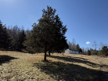 1131 Poplar Flat Road, Tollesboro, KY 41189