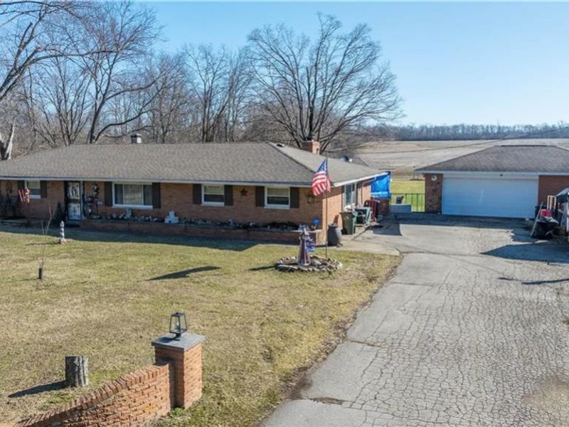 1500 N Snyder Road, Dayton, OH 45417 Photo 1