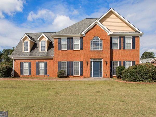 252 Essex Place, Ellenwood, GA 30294