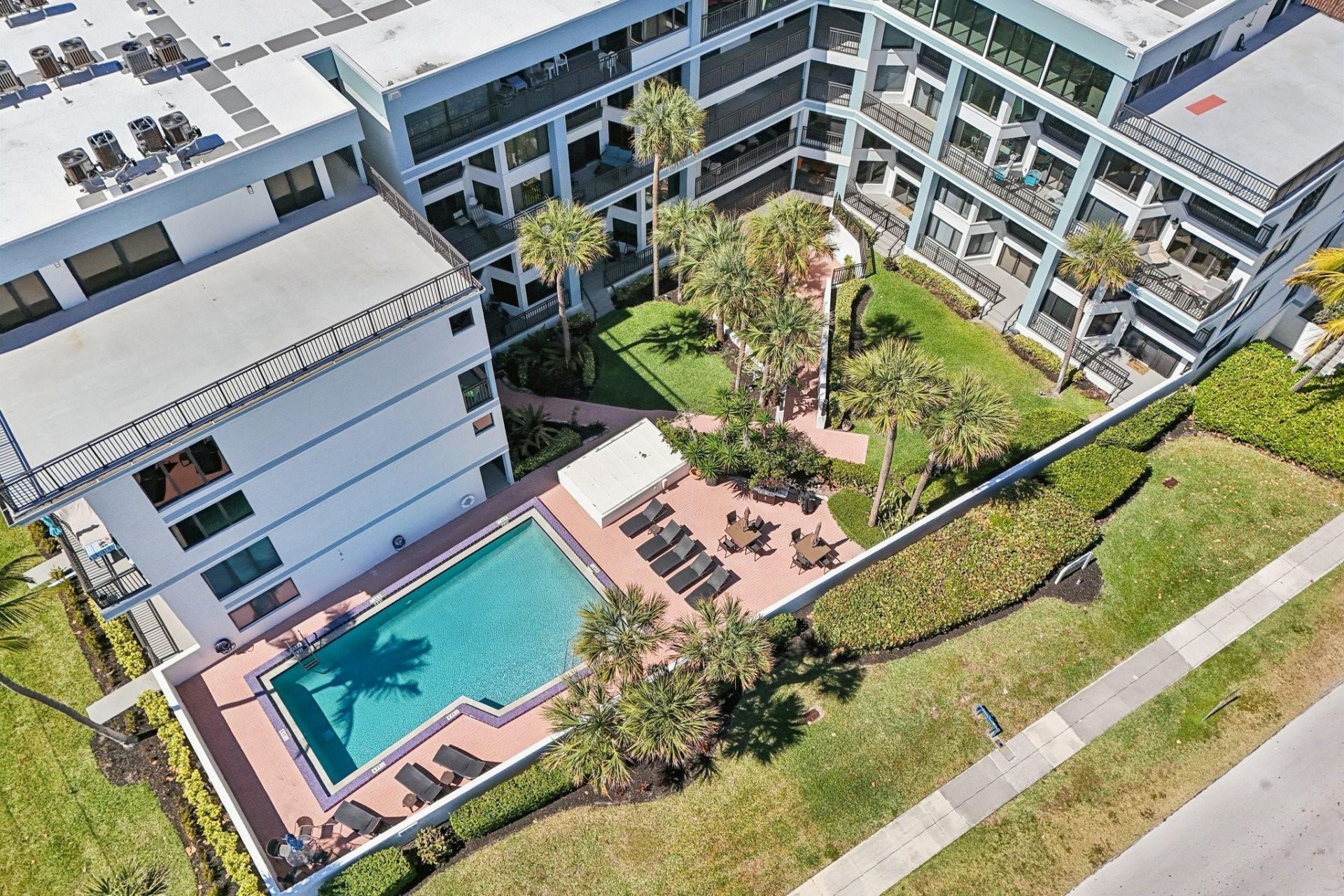 665 SE 21st Ave, Unit 107, Deerfield Beach, FL 33441 Photo