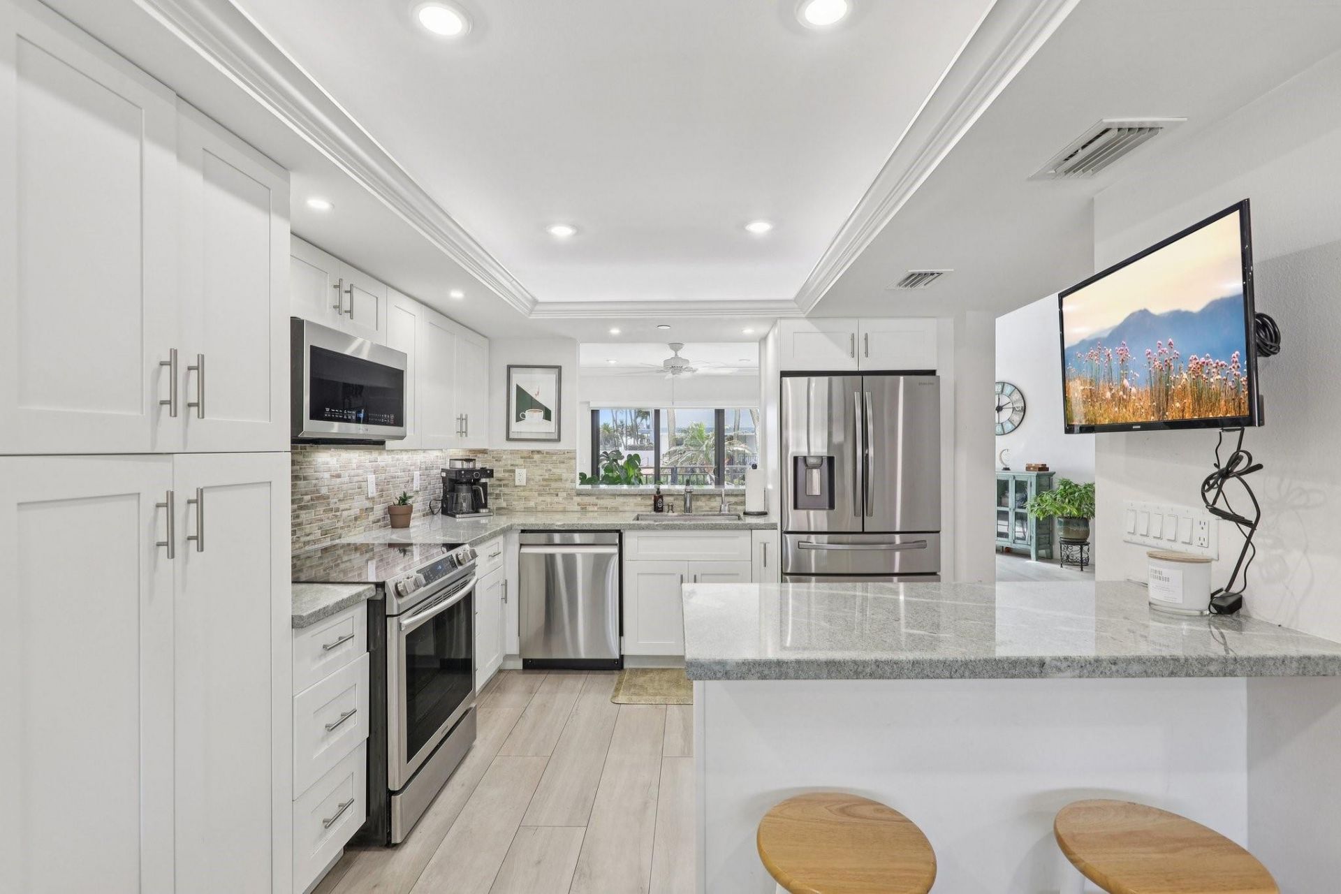 665 SE 21st Ave, Unit 107, Deerfield Beach, FL 33441 Photo