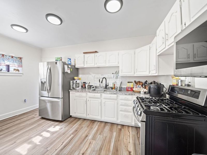 207 N Main Street , Pleasantville, OH 43148 Photo 14