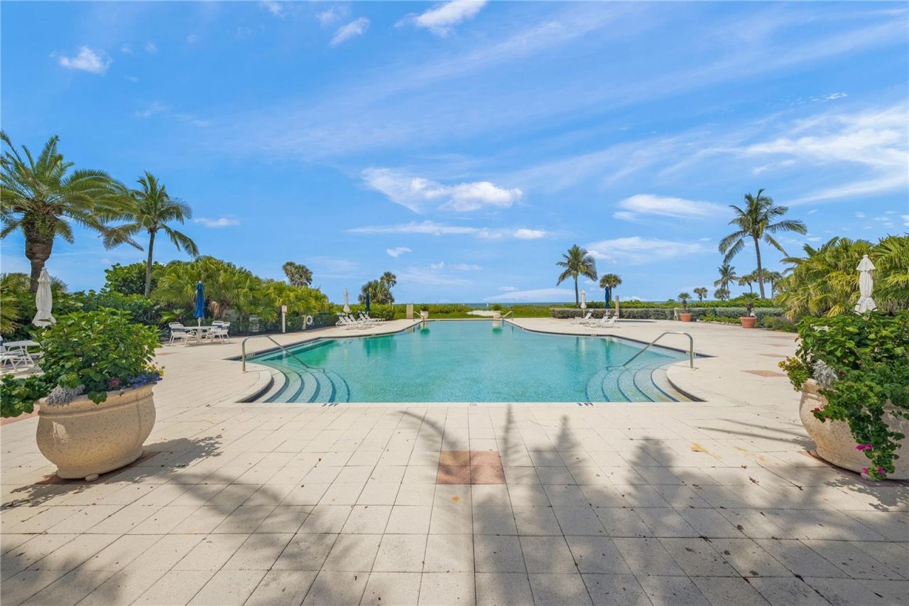 2165 Gulf Of Mexico Drive, Unit 115, Longboat Key, FL 34228 Photo