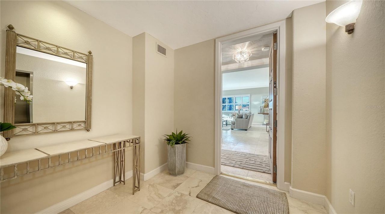2165 Gulf Of Mexico Drive, Unit 115, Longboat Key, FL 34228 Photo