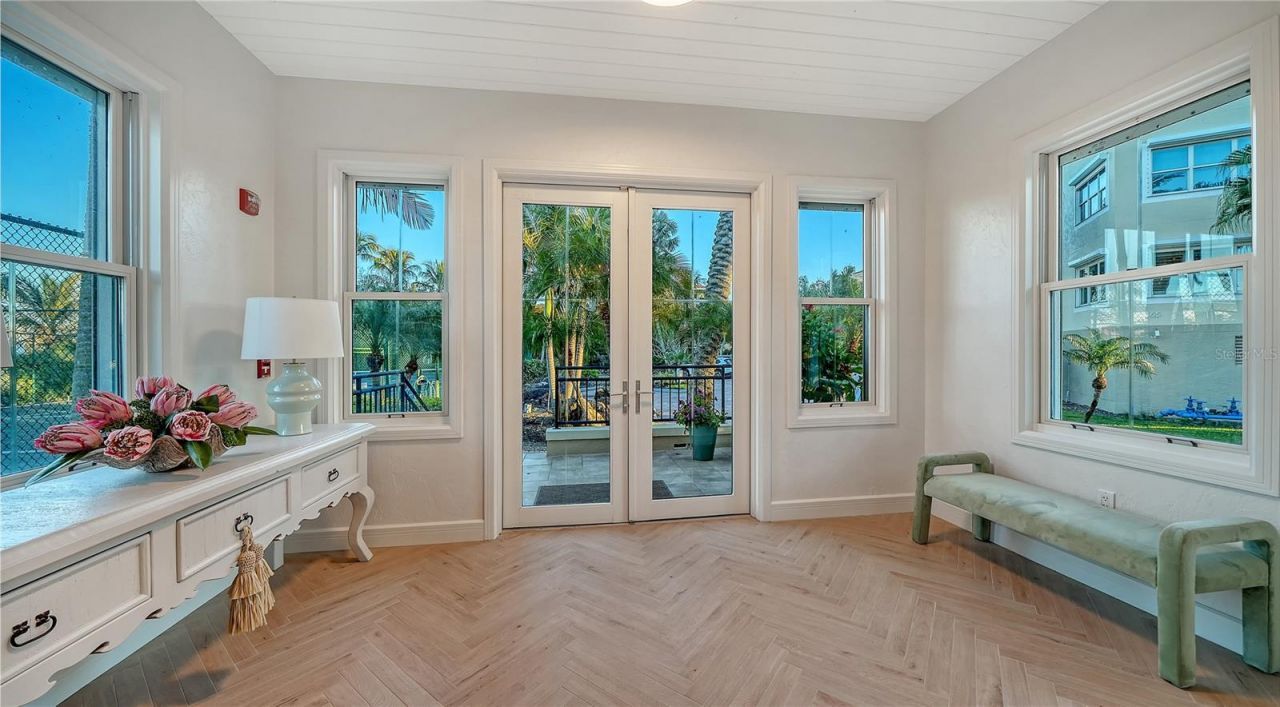 2165 Gulf Of Mexico Drive, Unit 115, Longboat Key, FL 34228 Photo