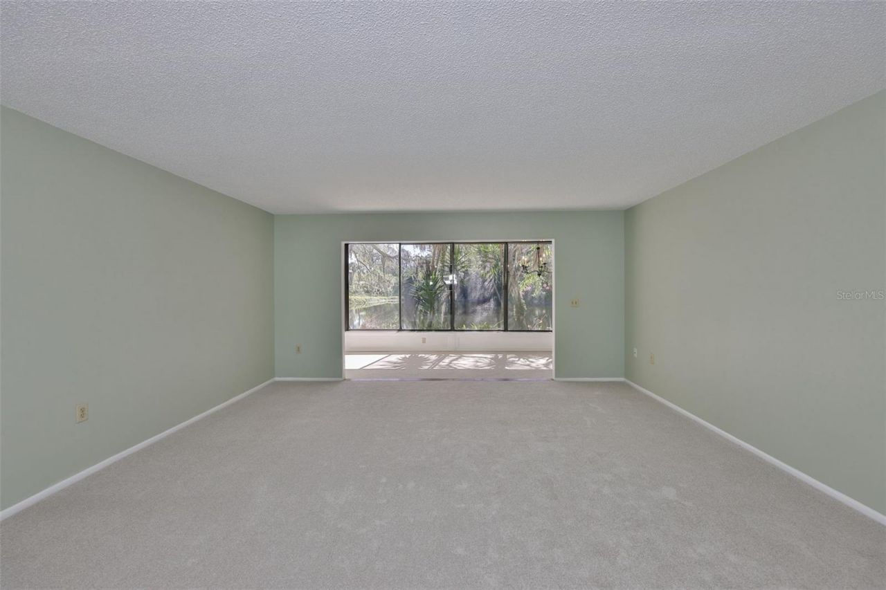 635 Woodlawn Drive, Unit 635, Bradenton, FL 34210 Photo